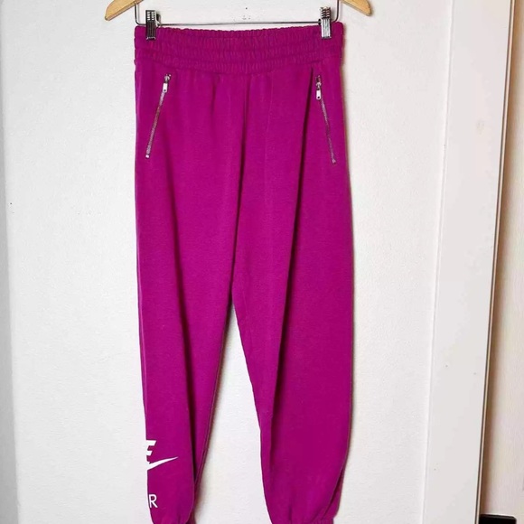 Nike pink joggers - Picture 2 of 7